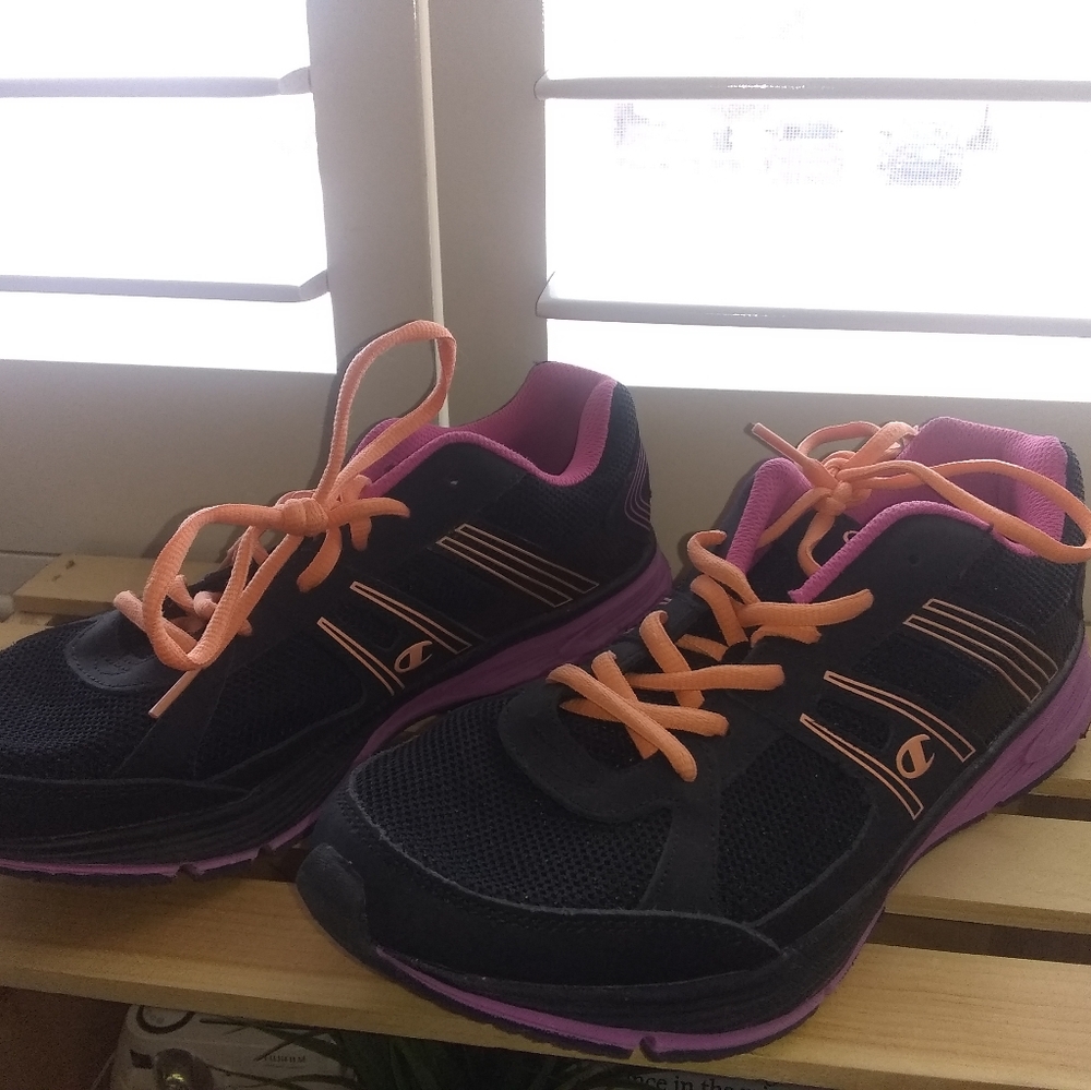 Champion tennis shoes